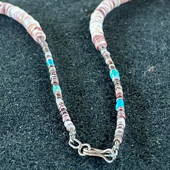 Turquoise & Shell Necklace - Picture 7 of 8